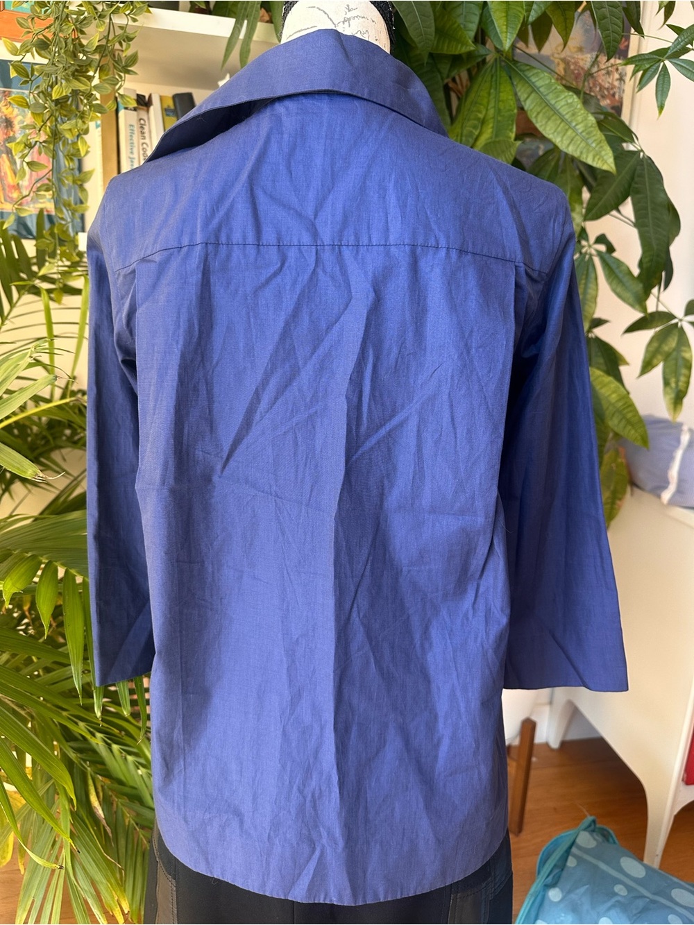 Blue Women's Collared Pleated Top - Picture 4 of 5